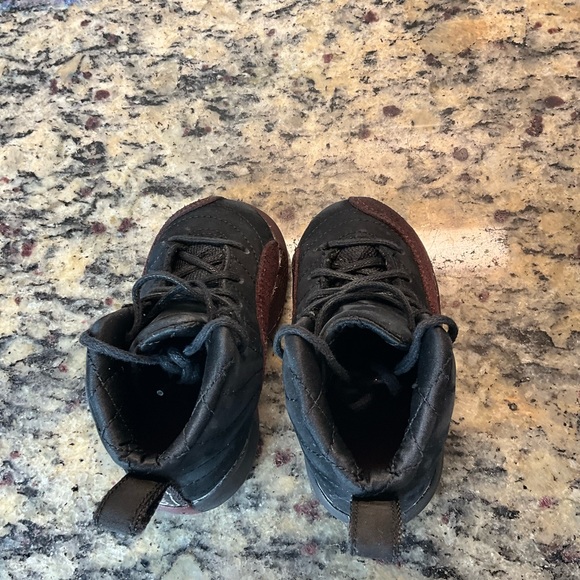 Air Jordan 12 Retro A Ma Maniere (TD) Size 5c Black Burgundy - Picture 5 of 5